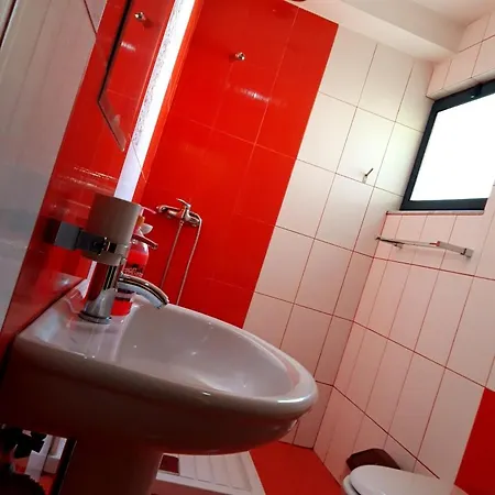 Teresa Rooms&villa Affittacamere Tirana